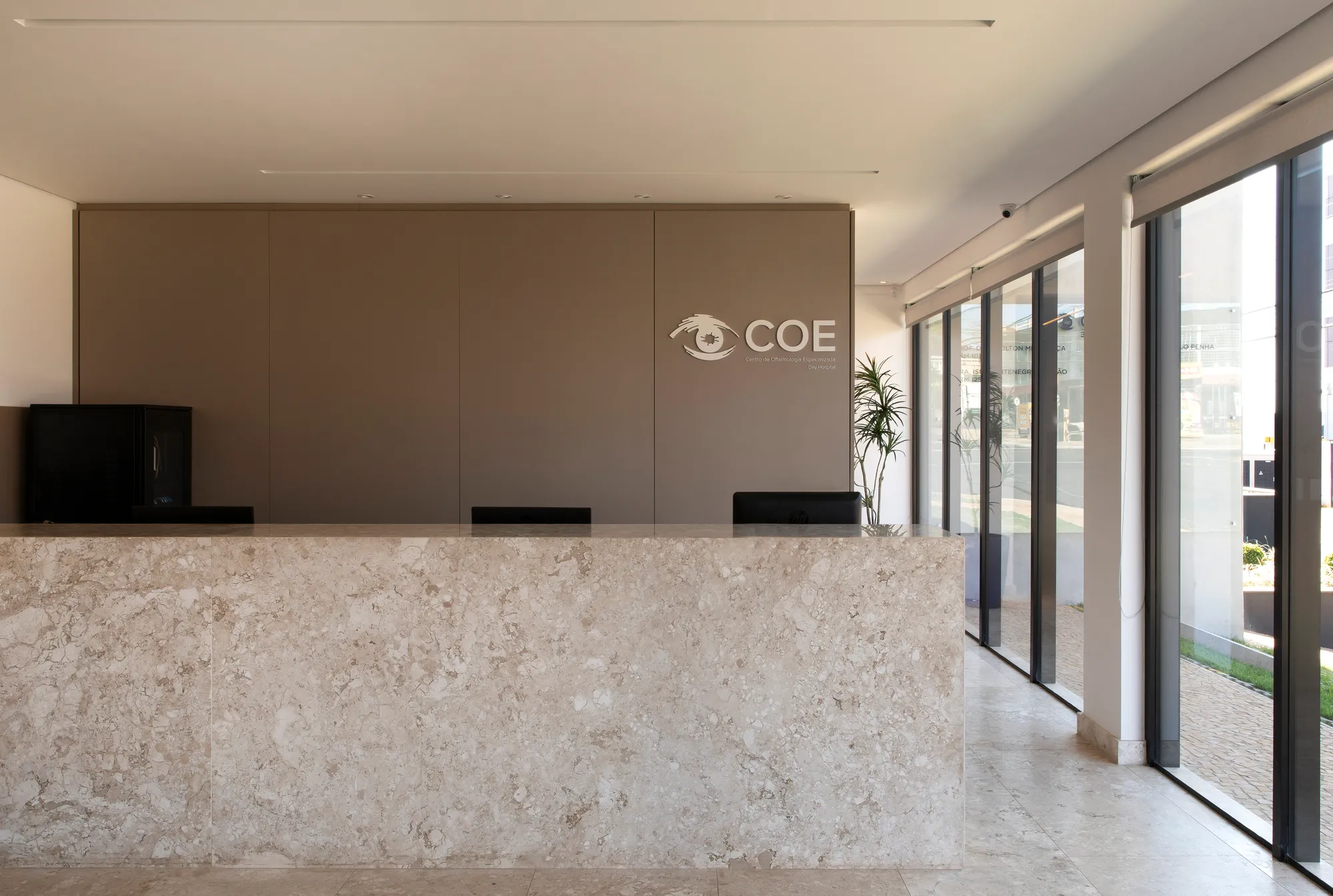 COE — Centro de Oftalmologia Especializada — imagem 33